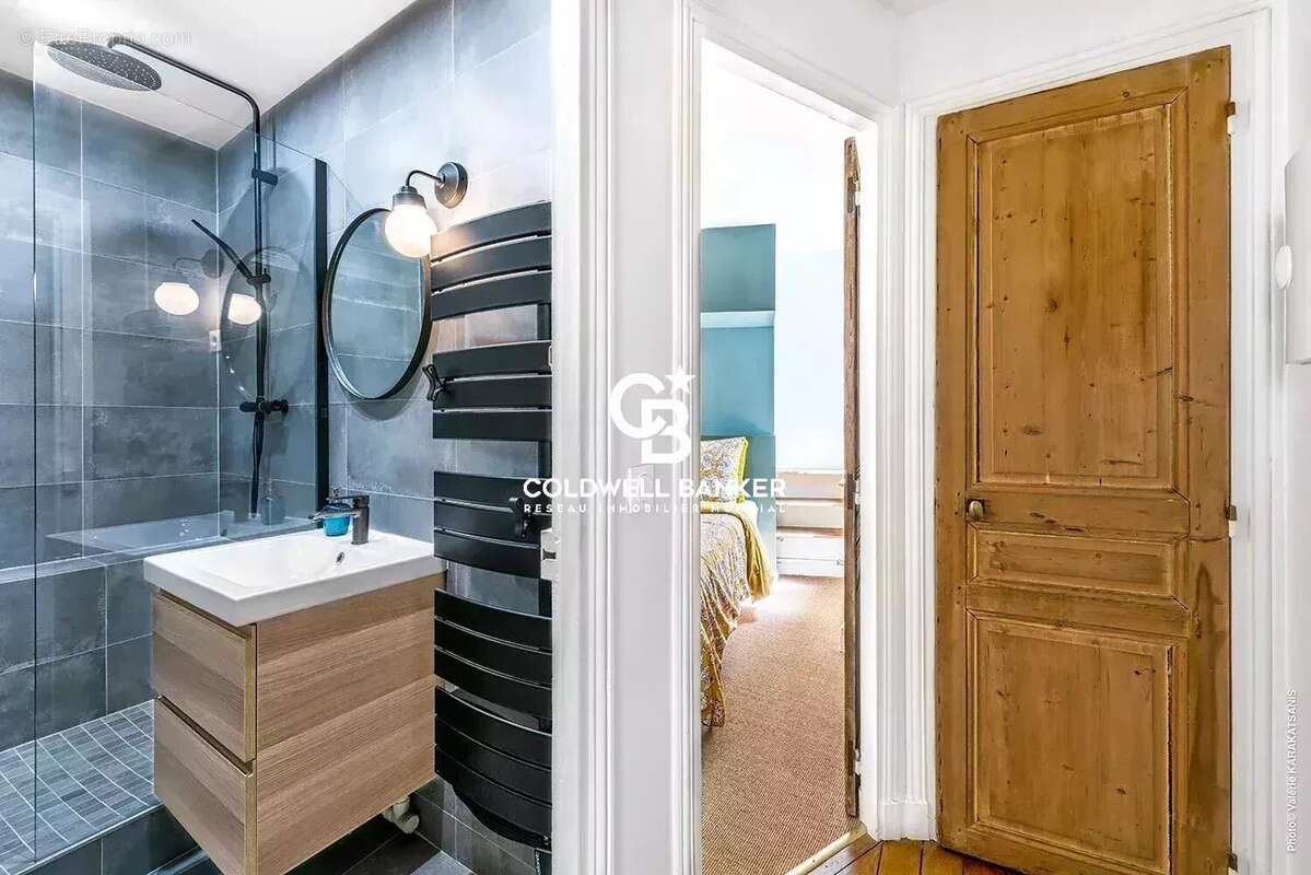 Appartement à PARIS-7E