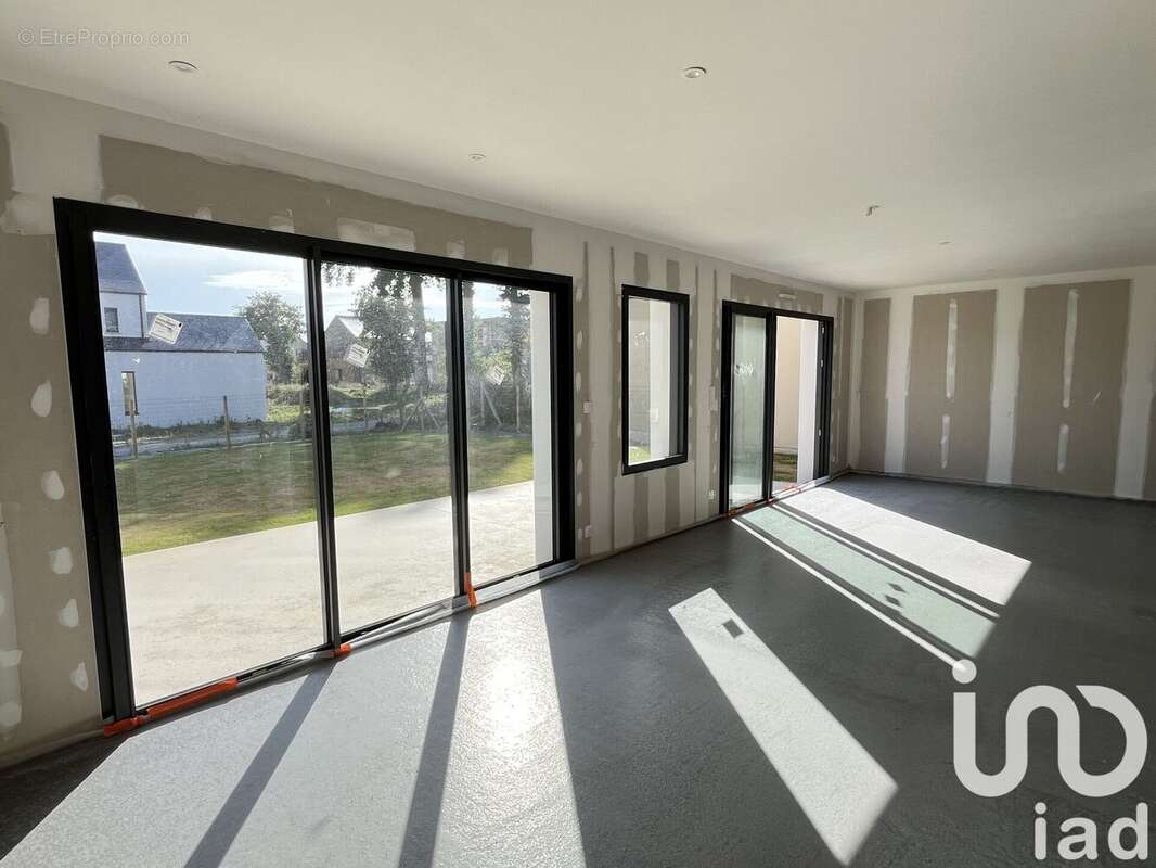 Photo 6 - Maison à LA CHAPELLE-DES-FOUGERETZ