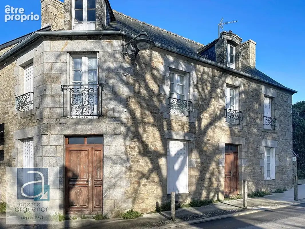 Maison à MEGRIT