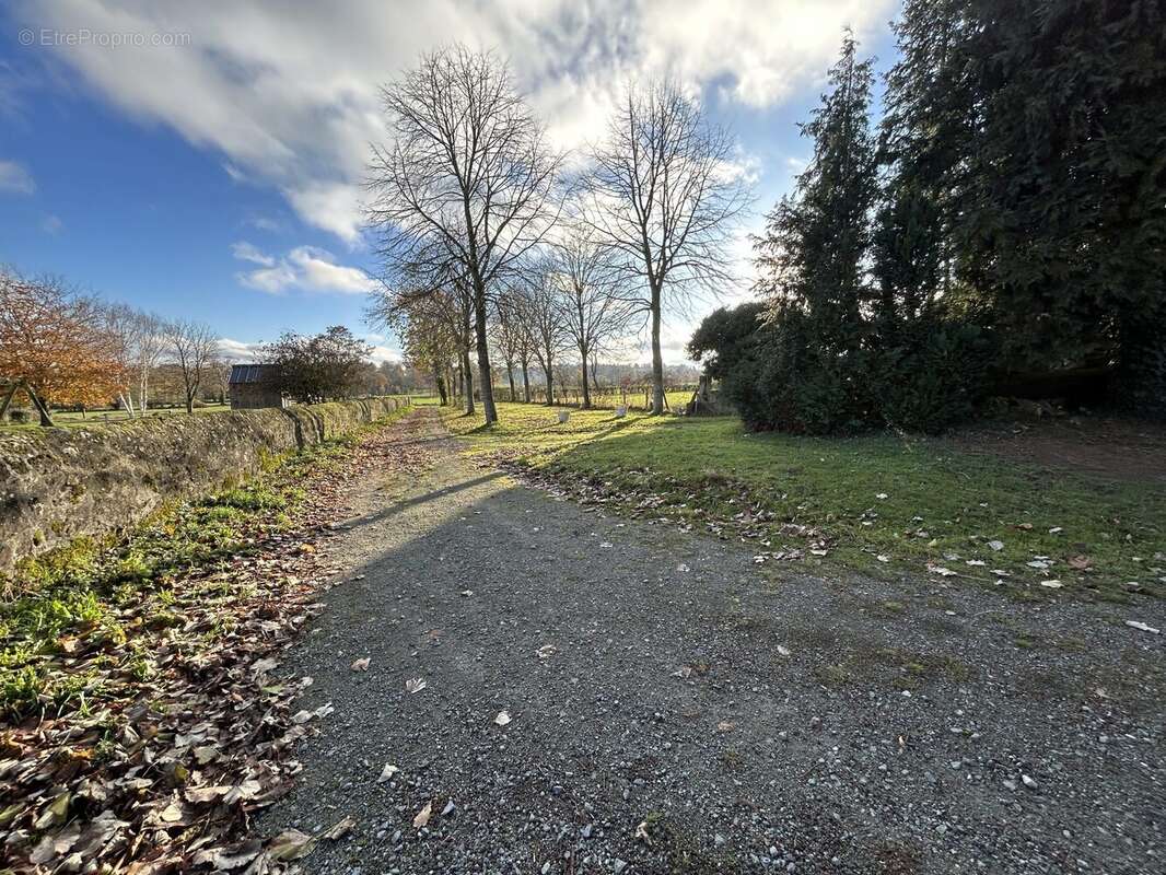 Maison à ATHIS-DE-L'ORNE