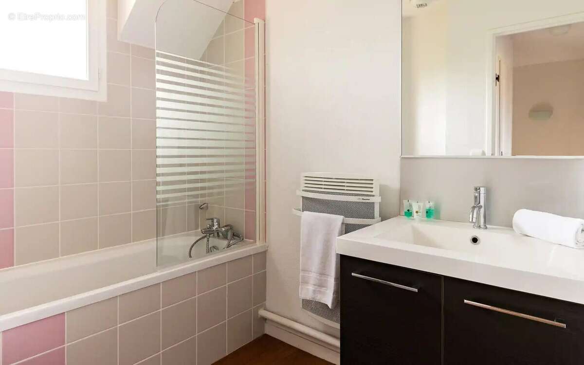 Appartement 32 m² à Montignac  - photo 5
