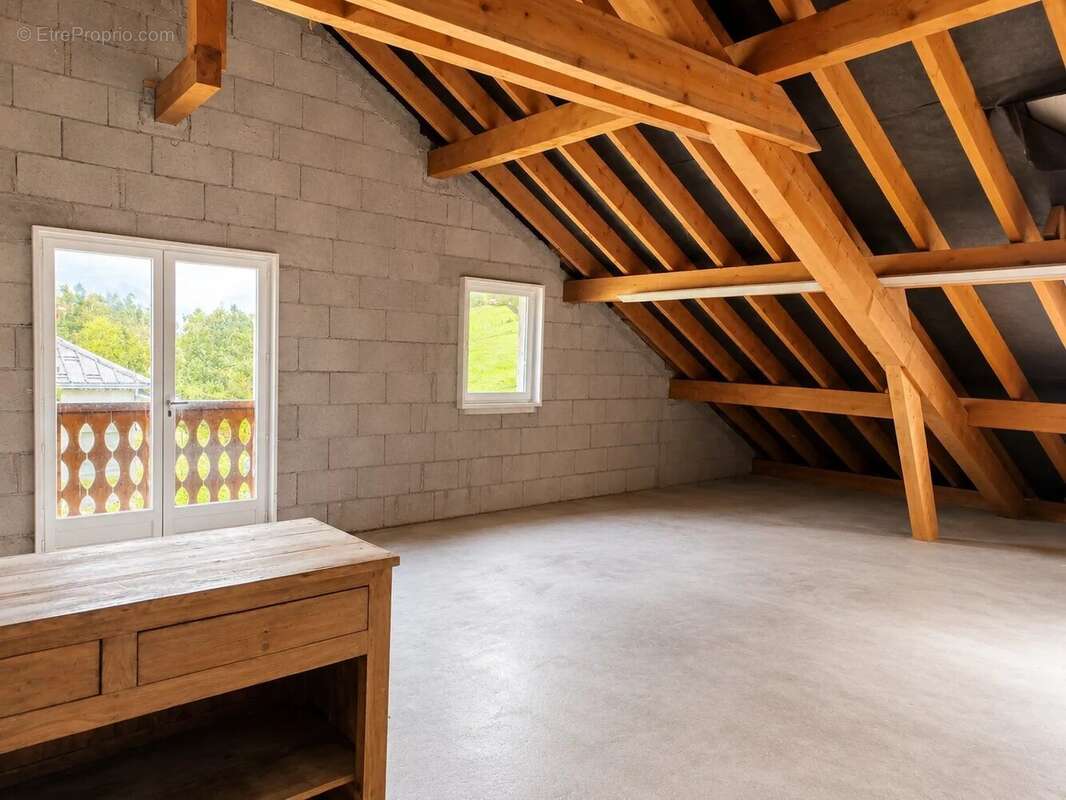 Maison à MIJOUX