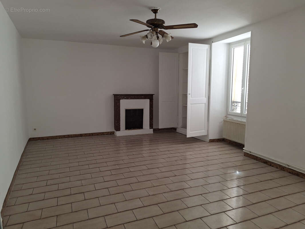 Maison à L&#039;ISLE-SUR-SEREIN