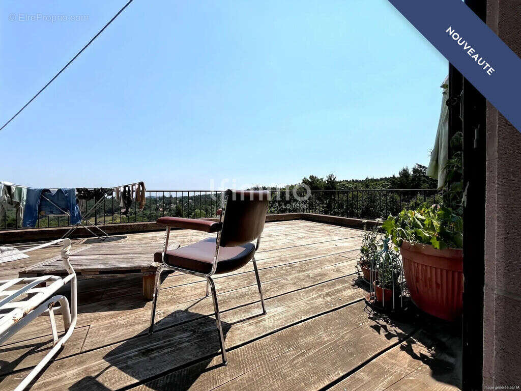 Elégante maison avec deux appartements et une grange - photo 12