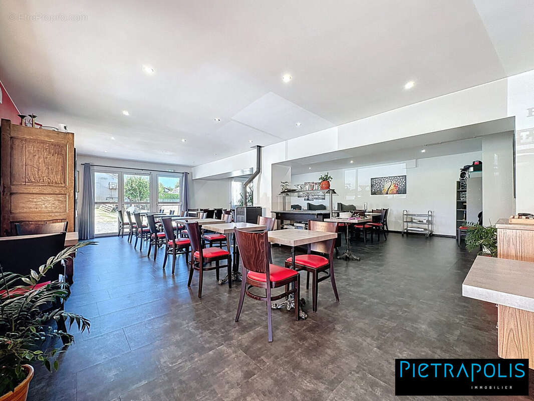 Commerce 308 m² à Le Puy-En-Velay  - photo 8