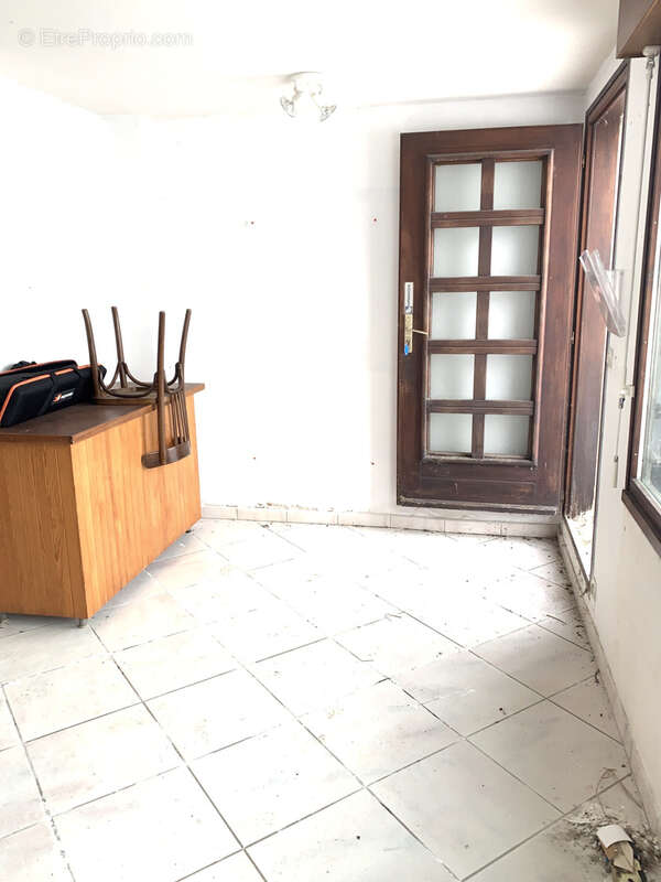 Commerce à ALBIEZ-MONTROND