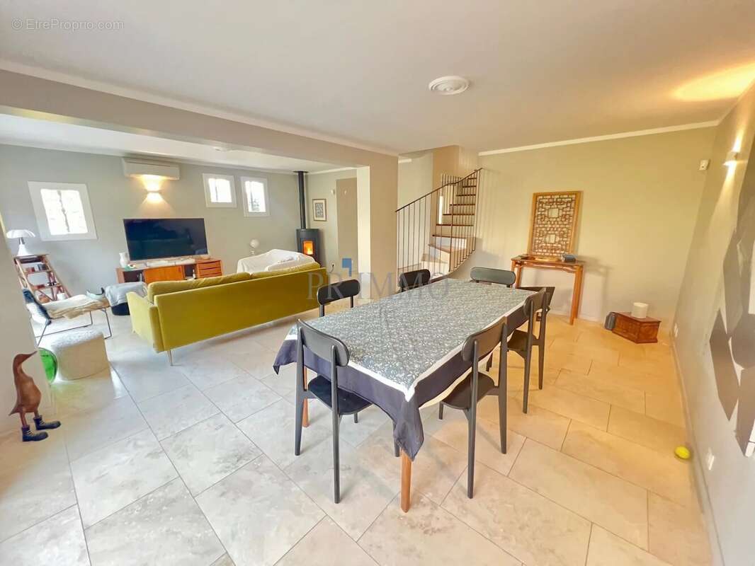 Maison à SAINT-RAPHAEL