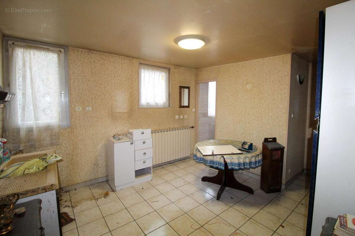 Photo 6 - Appartement à MONTCEAU-LES-MINES