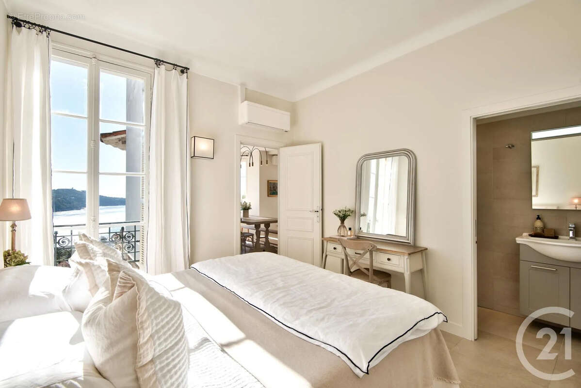 Appartement à VILLEFRANCHE-SUR-MER