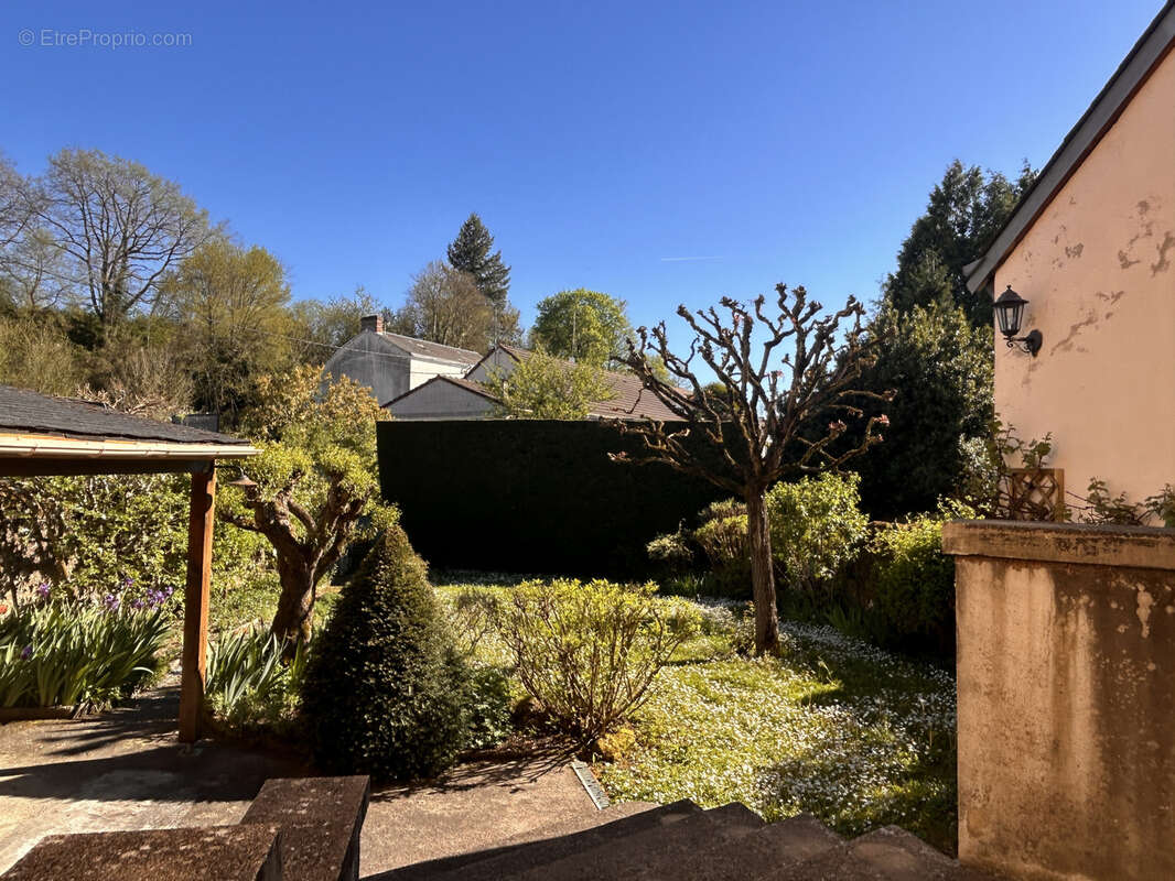 Maison à SAINT-MARCEL