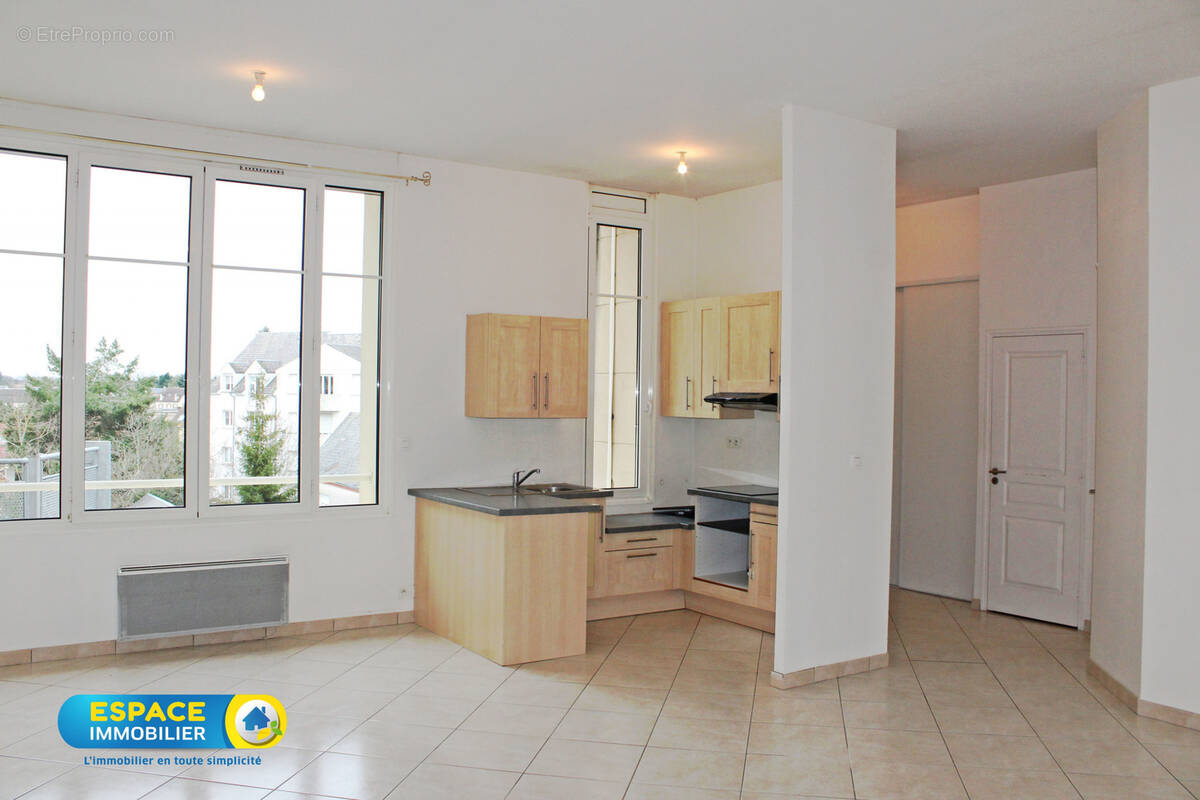 Appartement à CHATEAUNEUF-SUR-LOIRE