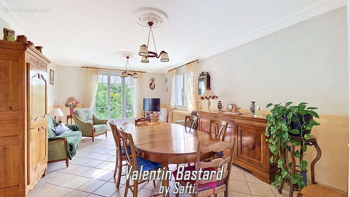 Photo 3 - Maison à SAINT-MARTIN-LE-BEAU