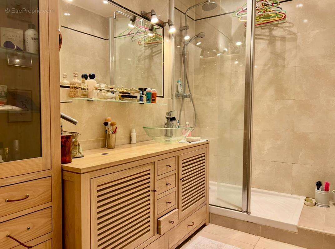 Appartement à GARCHES