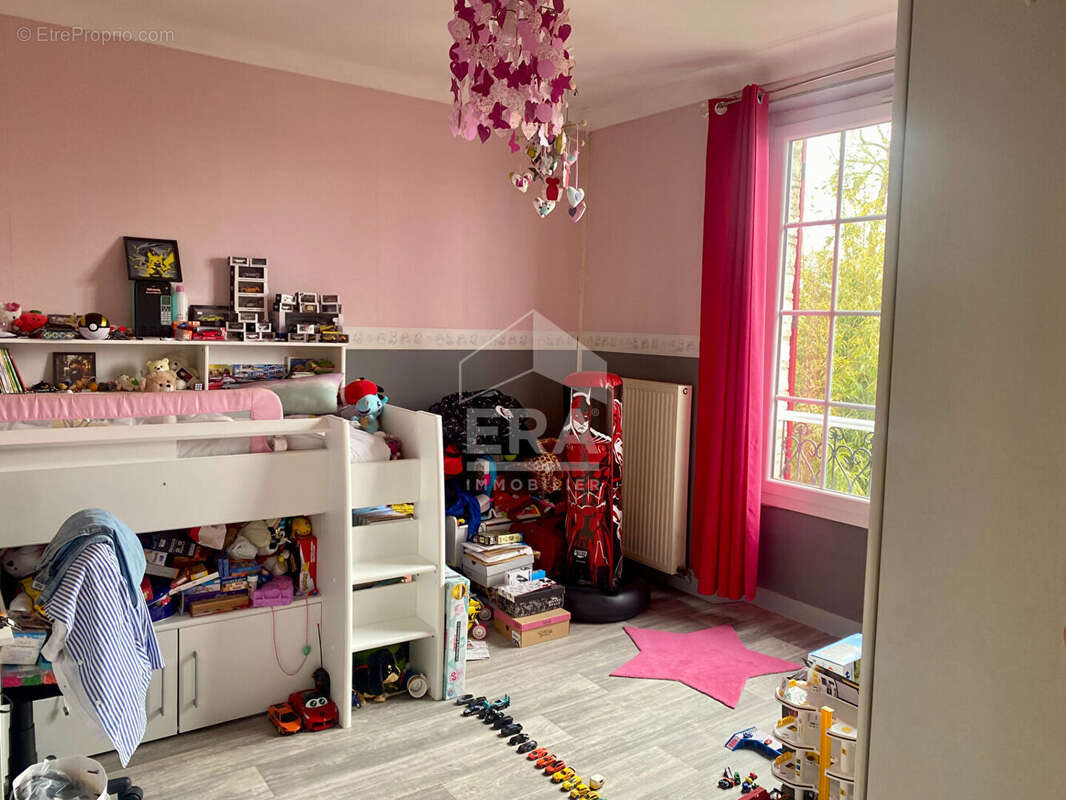 Maison à COURLON-SUR-YONNE