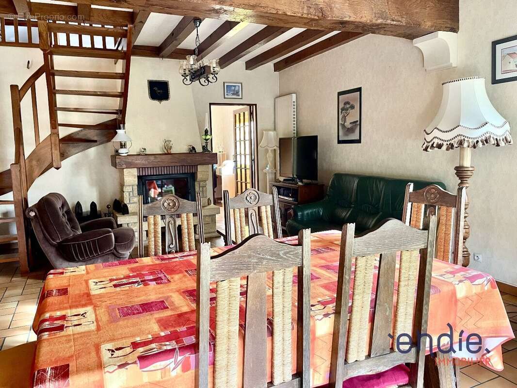 Maison à MONCONTOUR