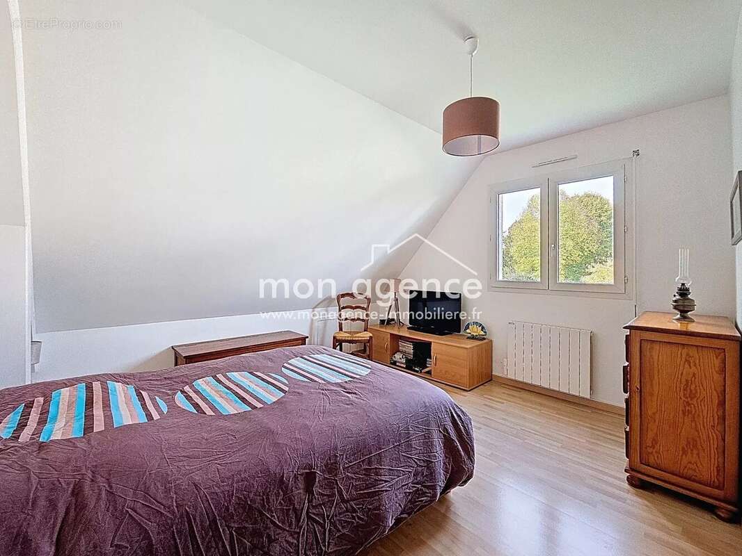 Maison à FRANQUEVILLE-SAINT-PIERRE