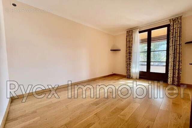 Maison 120 m² à Saignon  - photo 6