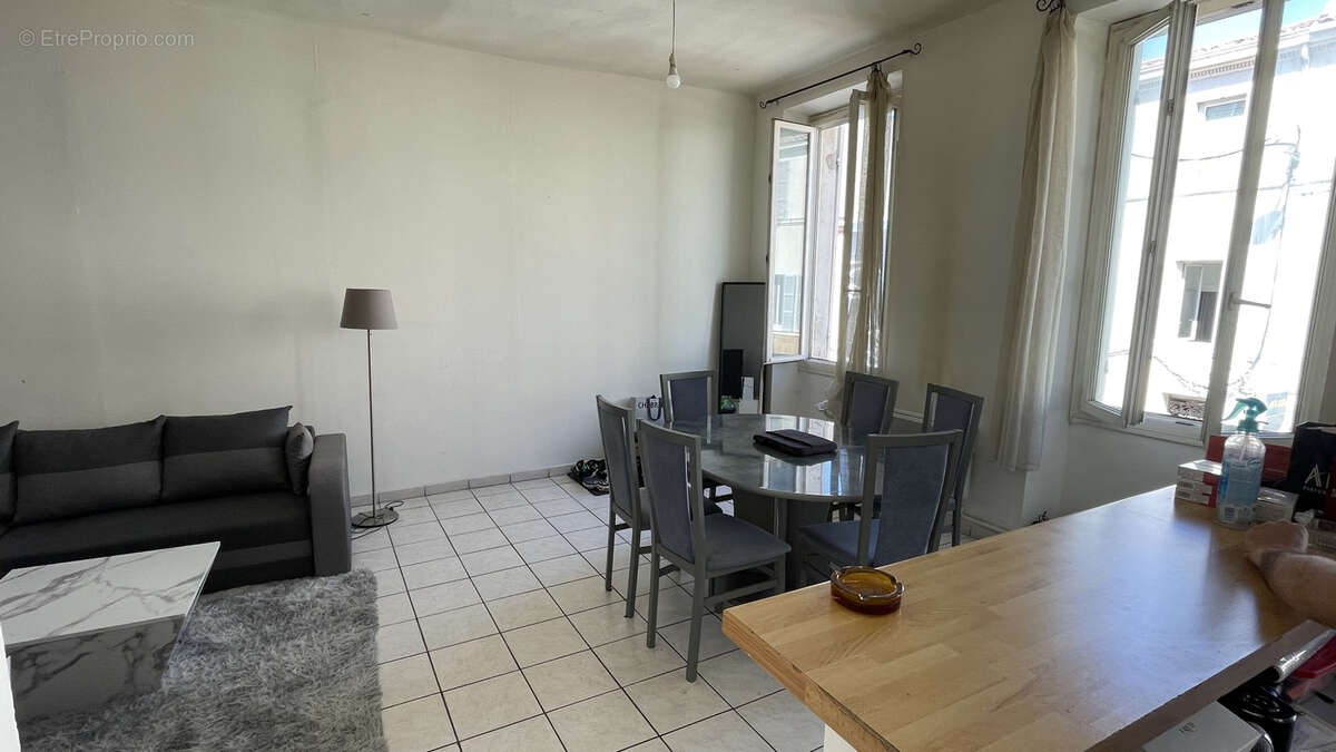 Appartement à MARSEILLE-10E