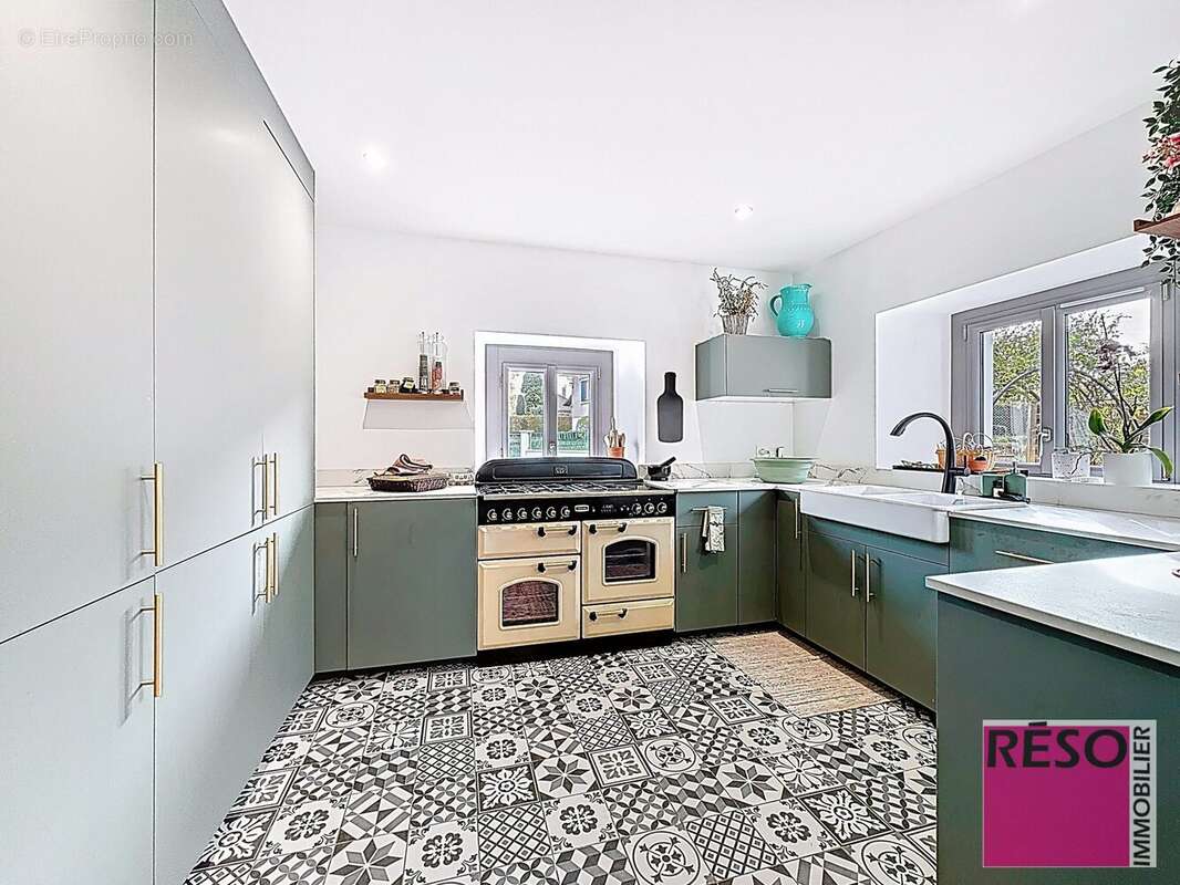 Maison à ARTHAZ-PONT-NOTRE-DAME