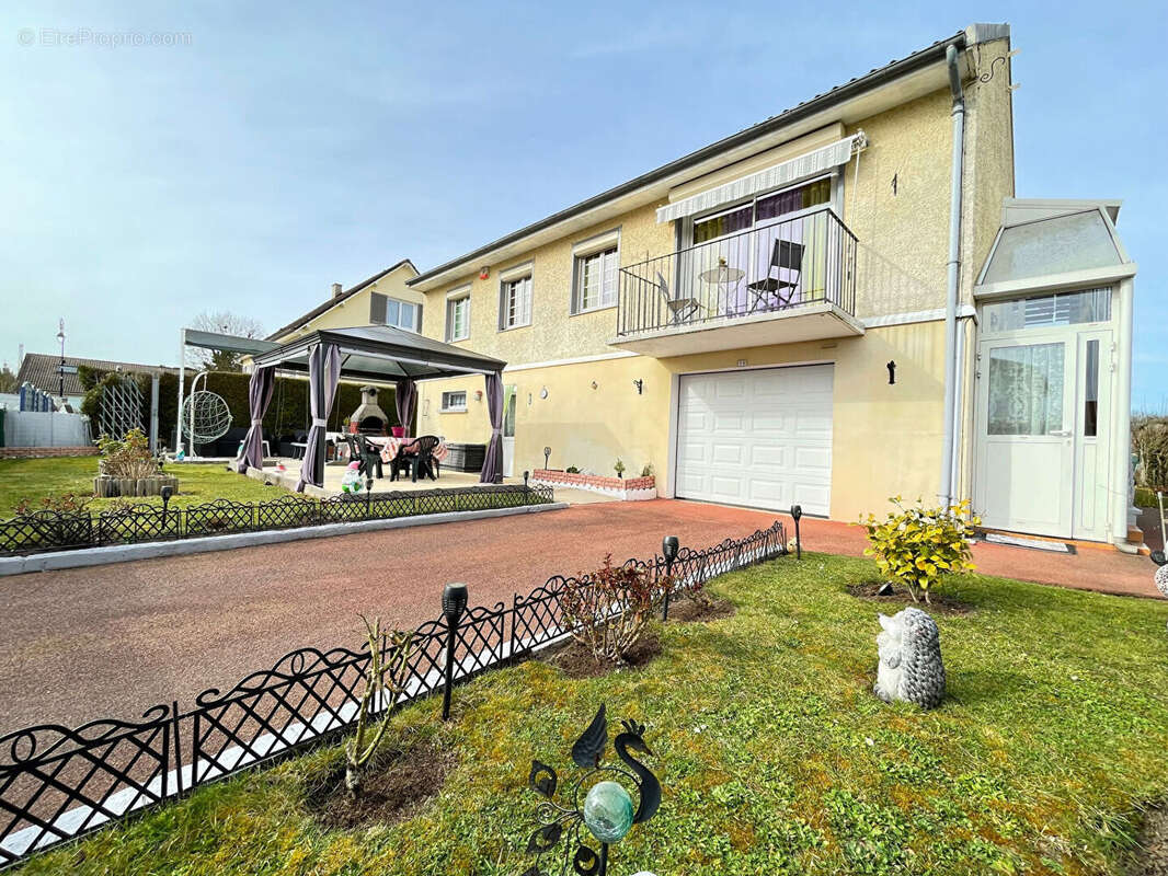 Maison à NOGENT-LE-ROI