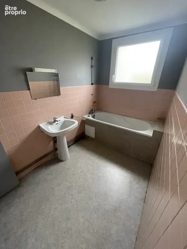 TOURLAVILLE, maison de ville - photo 11