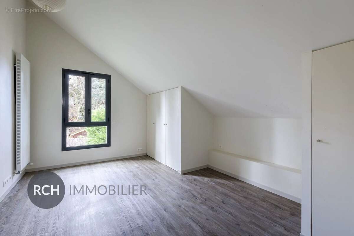 Maison à MONTFORT-L&#039;AMAURY