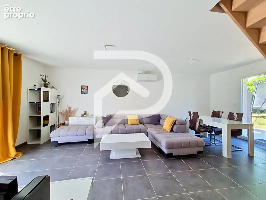 Maison à vendre Montelimar 5 pièce(s) 94 m2 - photo 5