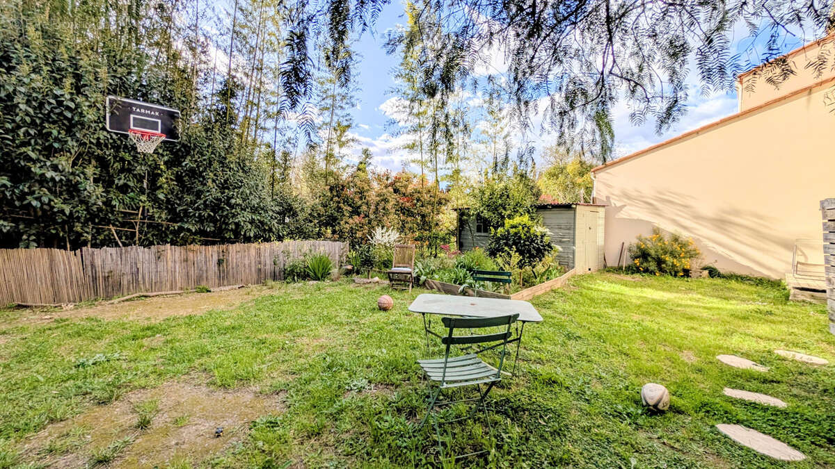 Maison à SAINT-GENIS-DES-FONTAINES