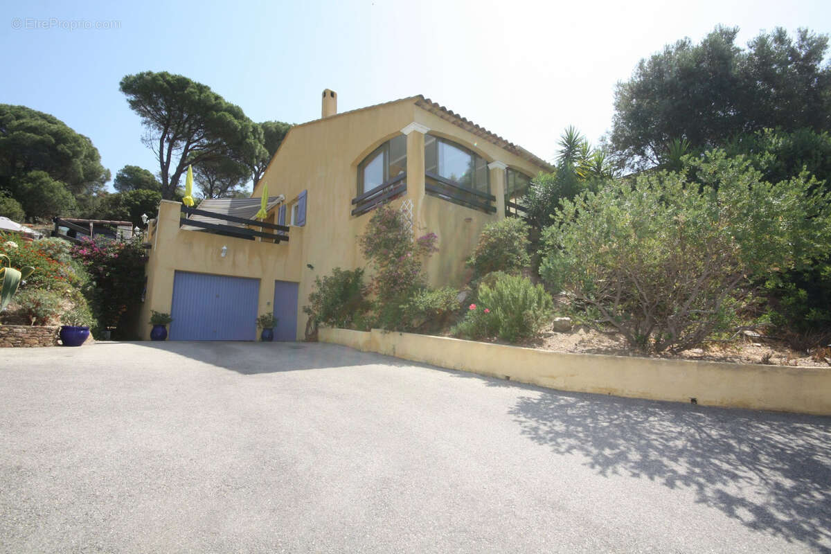 Villa récente à CAVALIERE - photo 18