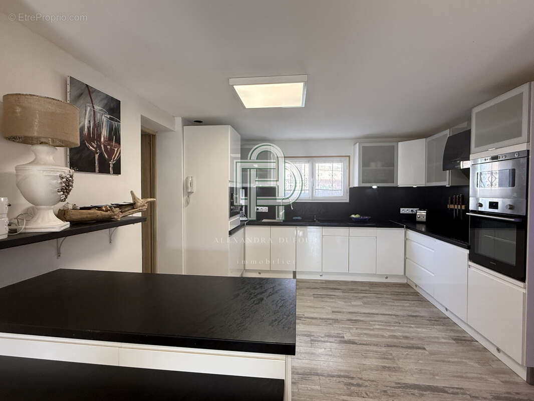 Immobilier de prestige : villa 4 pièces à vendre à la plage de Narbonne - photo 16