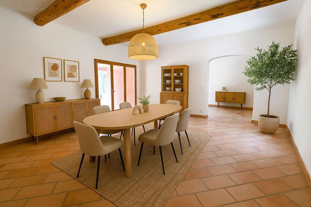 Maison à ROUSSILLON