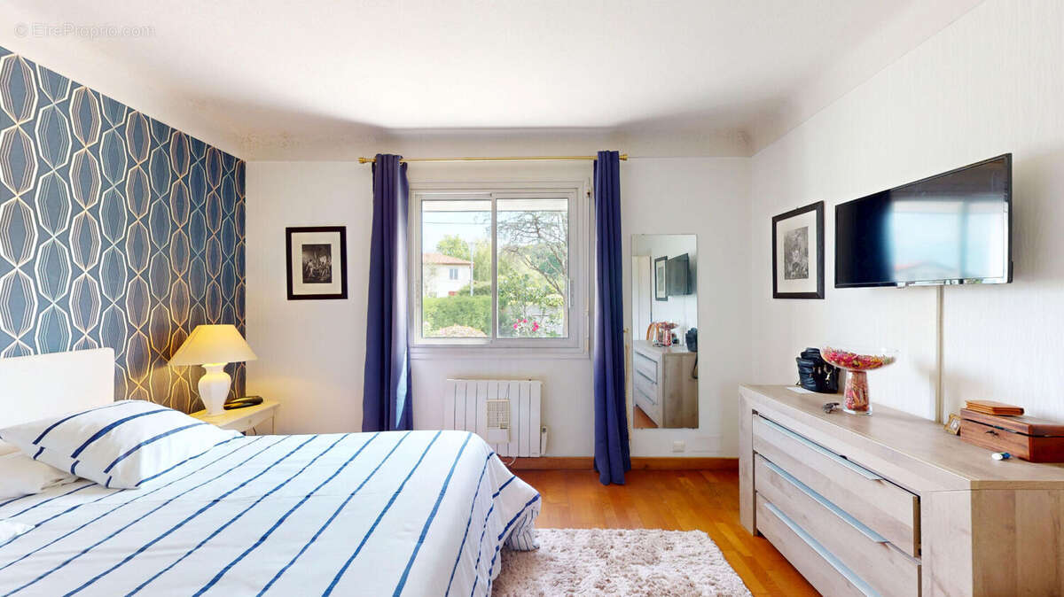 Maison familiale avec studio indépendant - photo 7