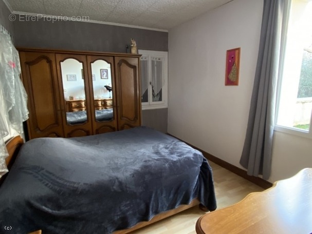 Maison à NANTEUIL-EN-VALLEE