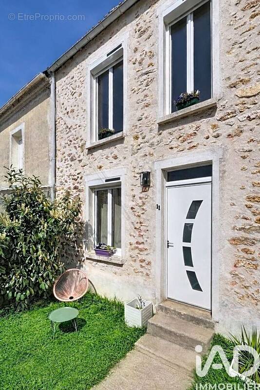 Photo 1 - Maison à DOUE