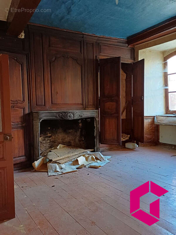 Appartement à COURPIERE