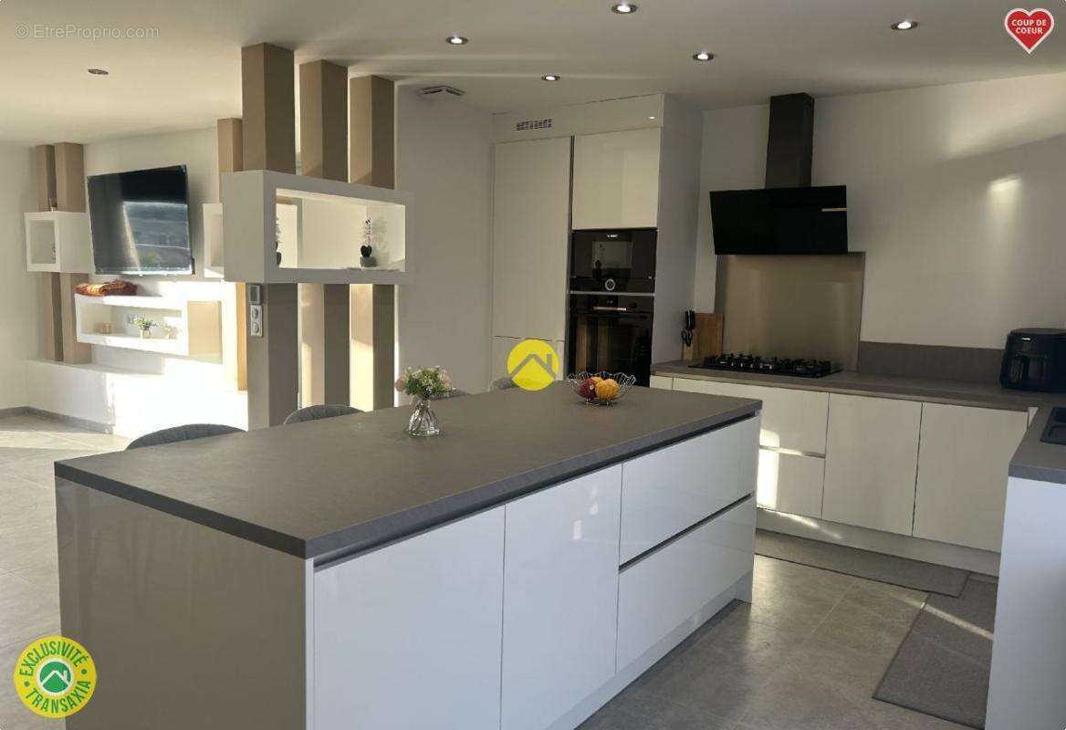 Maison à SAINT-VALERIEN