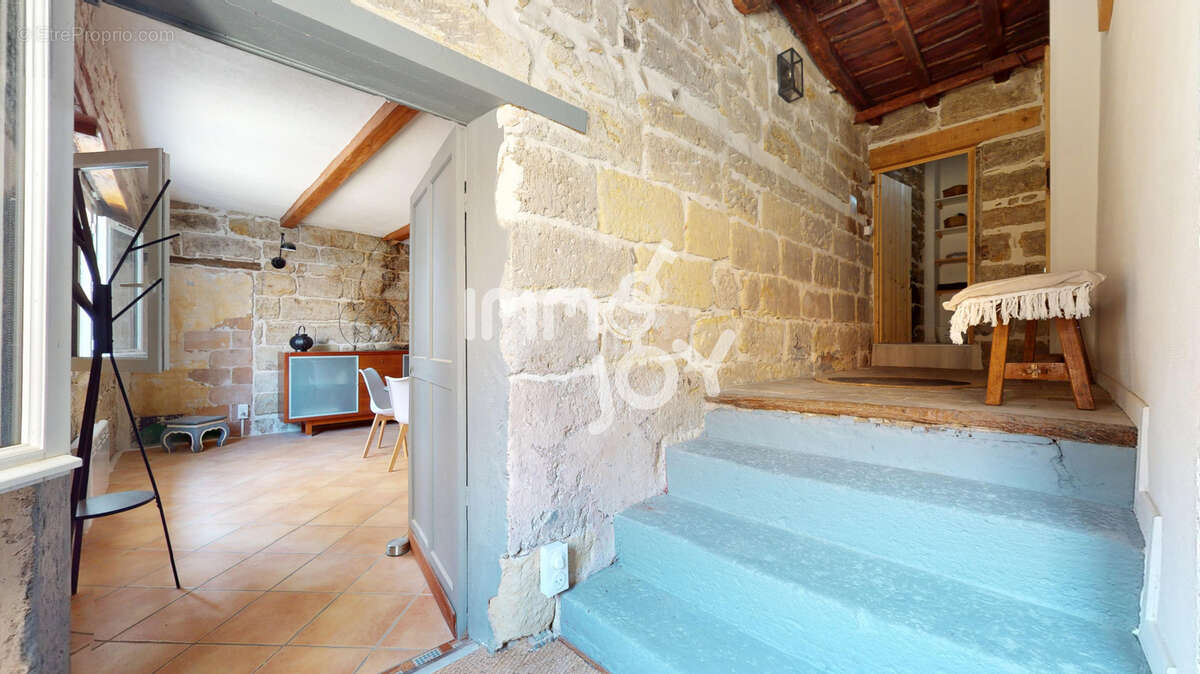 Pézenas Centre Historique   Authentique maison en pierre avec garage, terrasse et deux logements de charme - photo 7