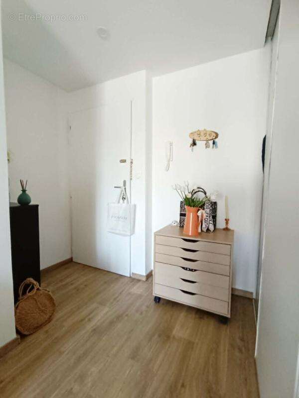 Appartement Miramas Balcon ET Place de parking - photo 8