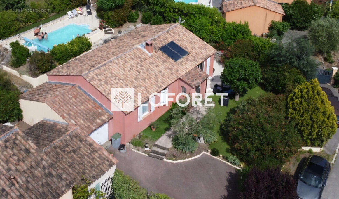 Maison à MONTAUROUX