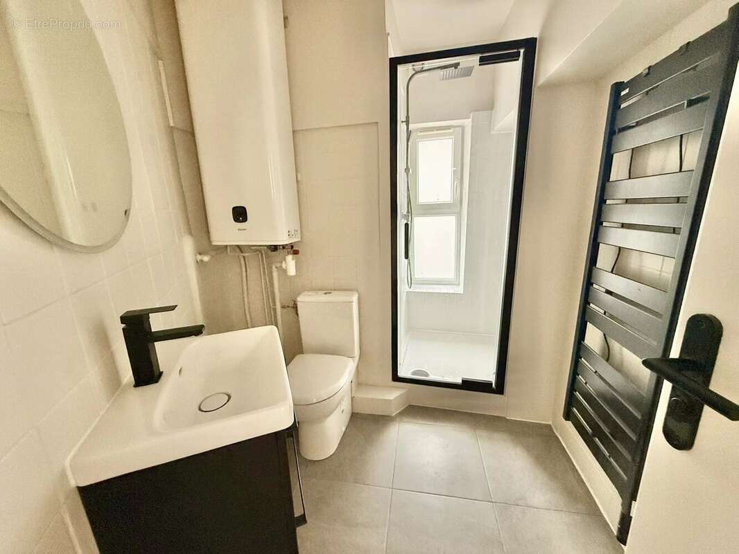 Appartement à PARIS-11E