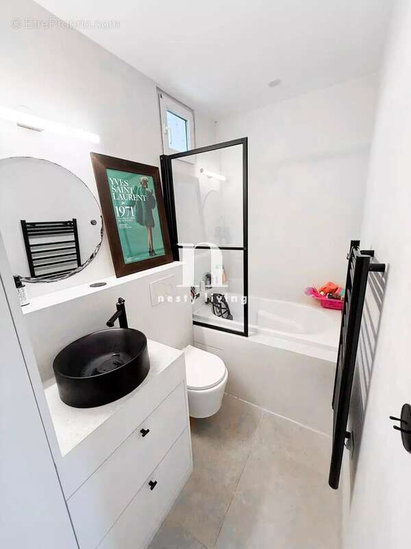 Appartement à PARIS-15E