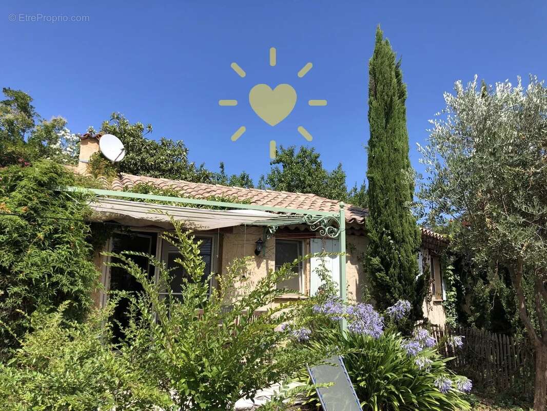 BARGEMON : Belle villa à pied du village avec piscine - photo 2