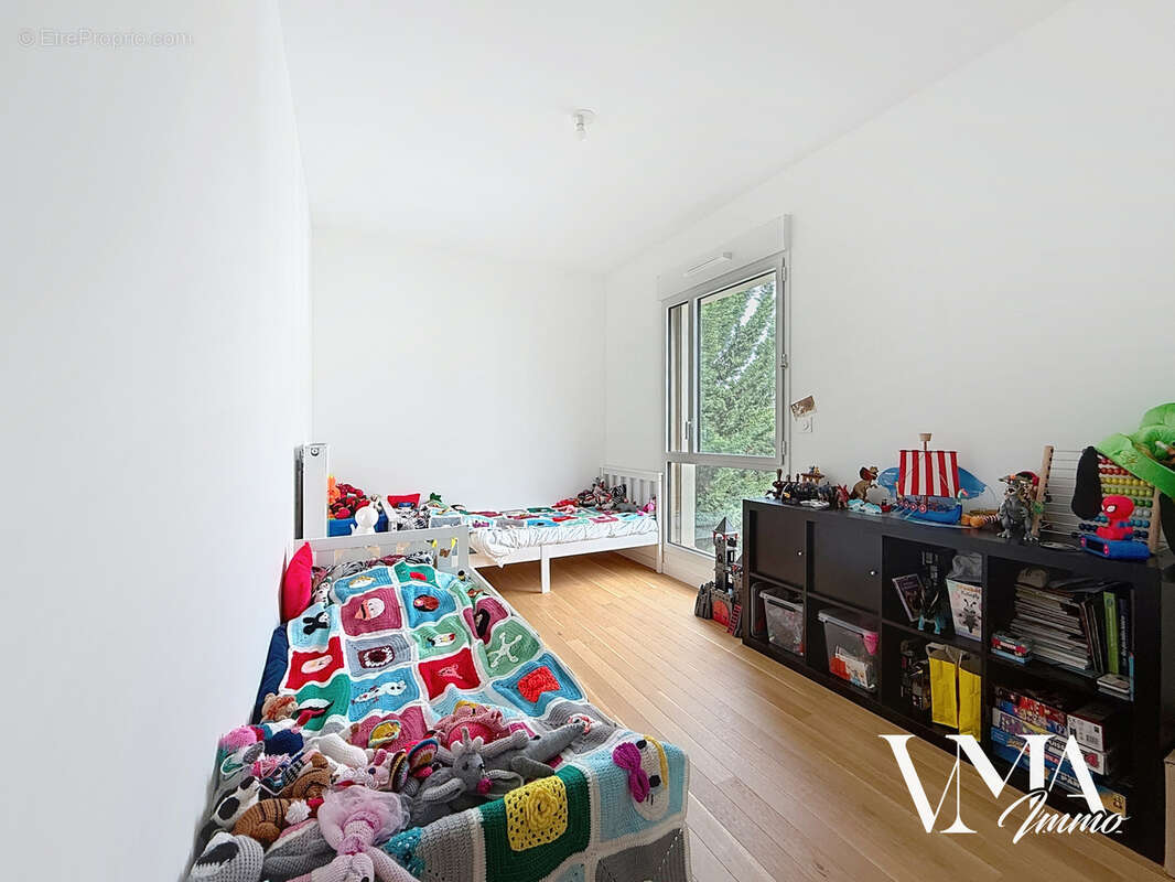 Appartement à COLLONGES-AU-MONT-D'OR