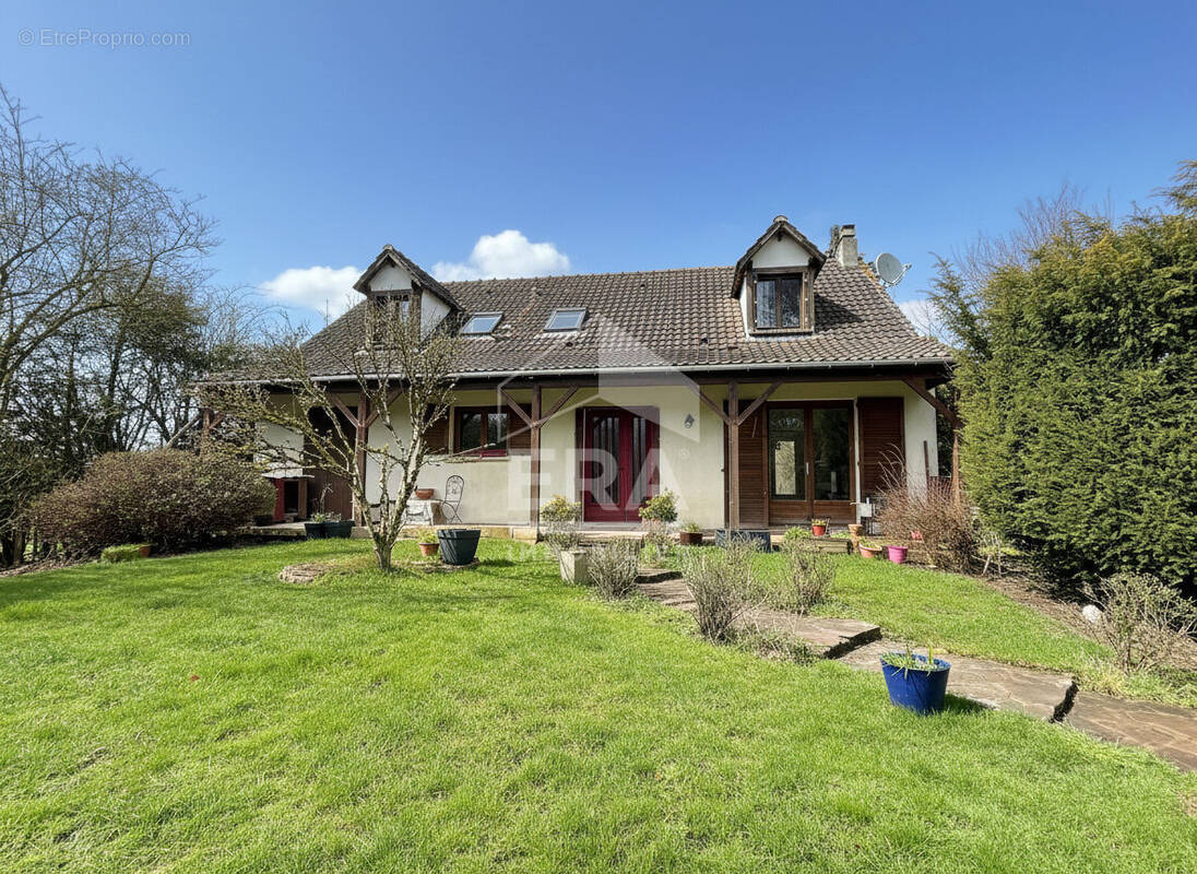 Maison à BREAU