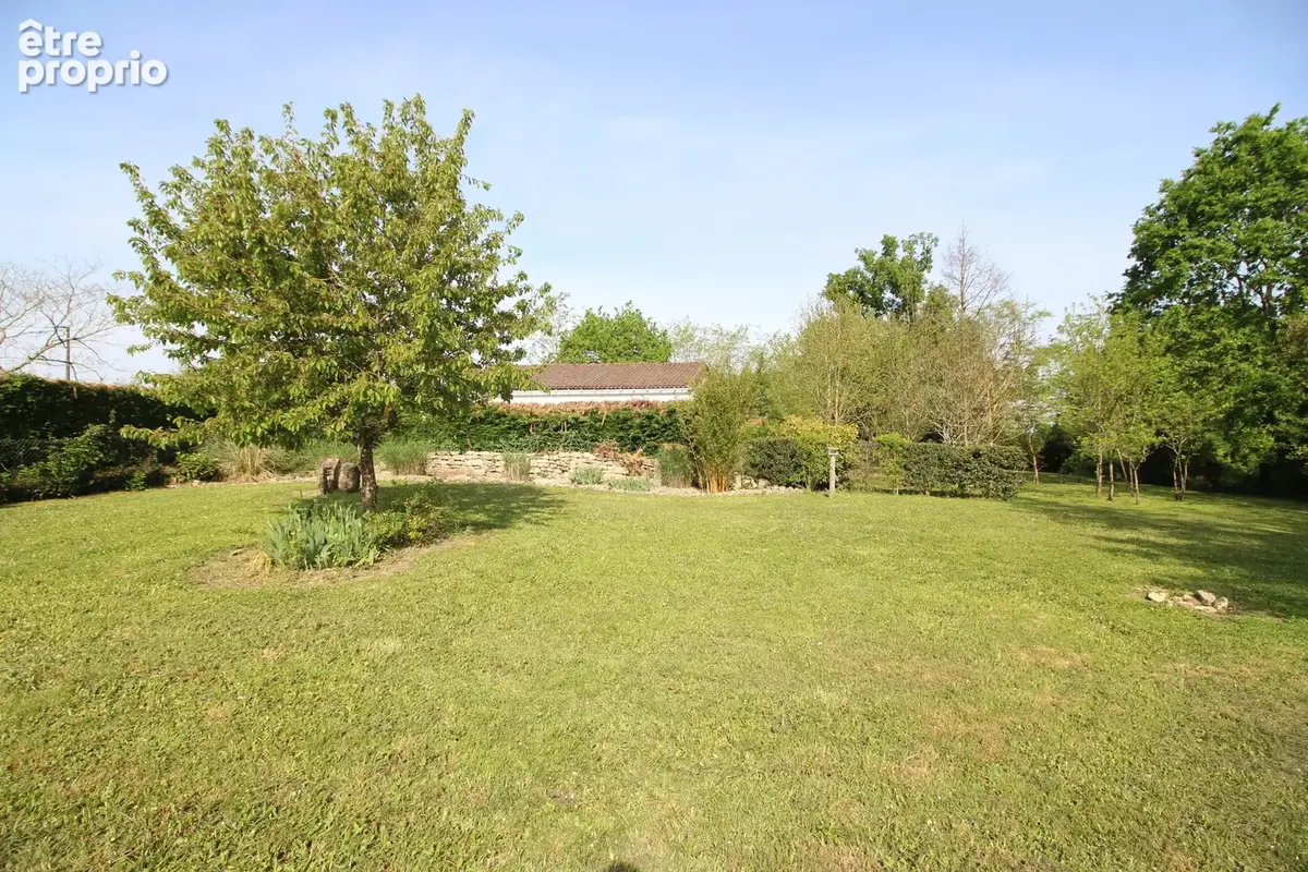 Maison de village de caractère avec jardin - photo 10