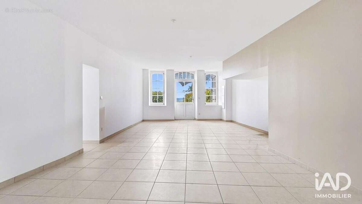 Photo 4 - Appartement à VILLENEUVE-LES-BOULOC