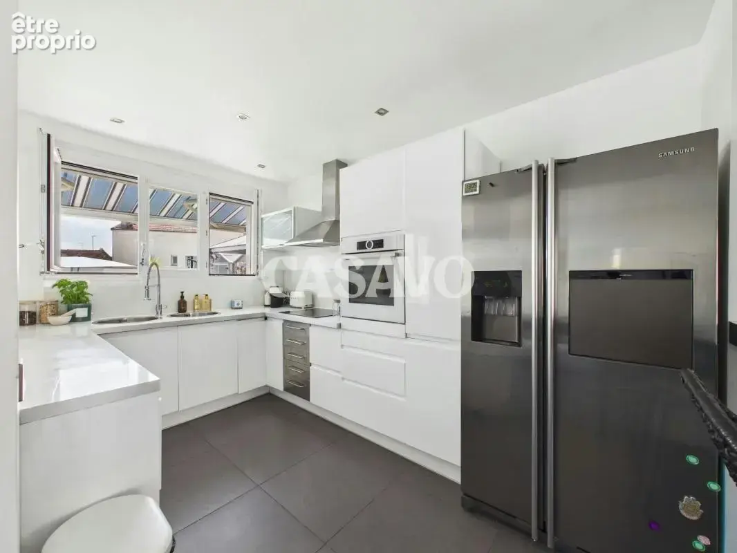 Vente Maison 7 pièces de 257m² - 94200 Ivry-sur-Seine - photo 6