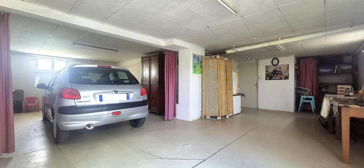 Maison 100 m² à Varennes-Saint-Sauveur  - photo 18