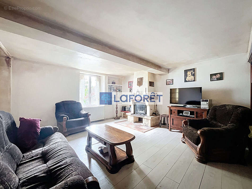 Maison à MUSSEY-SUR-MARNE