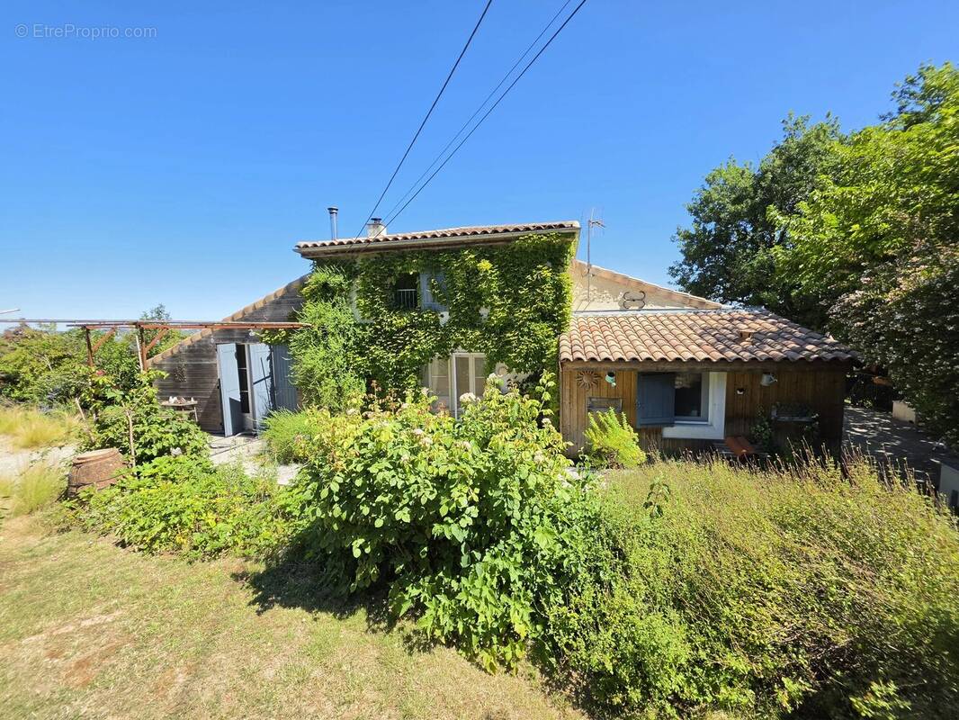 Maison à PRAYSSAS